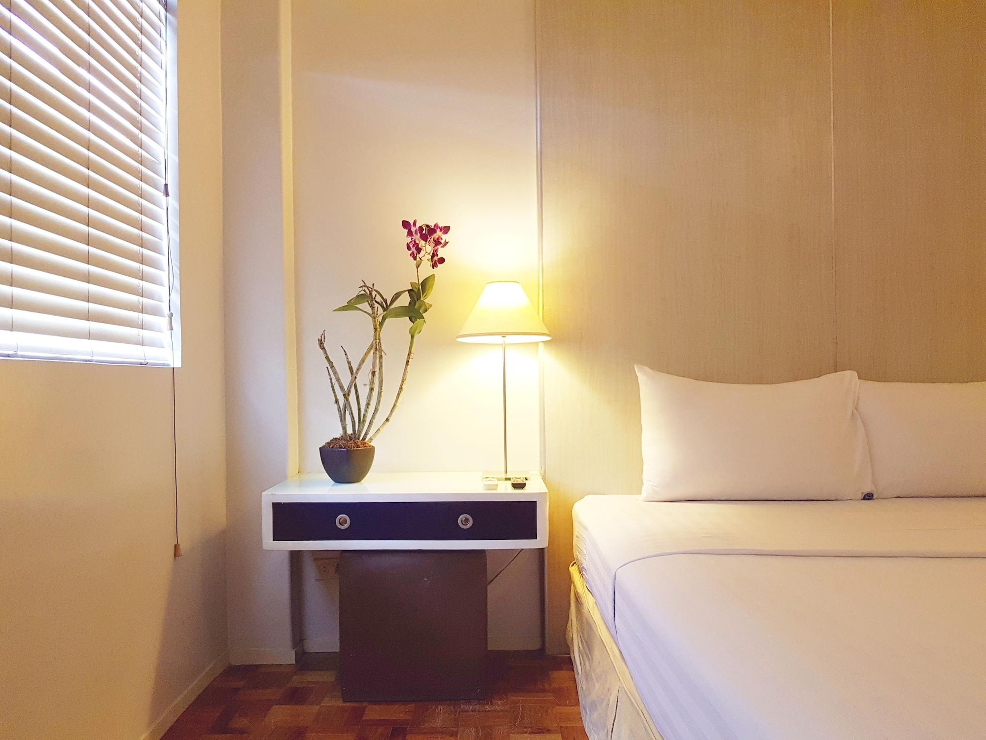 The Clipper House, Poblacion Makati Manila Luaran gambar