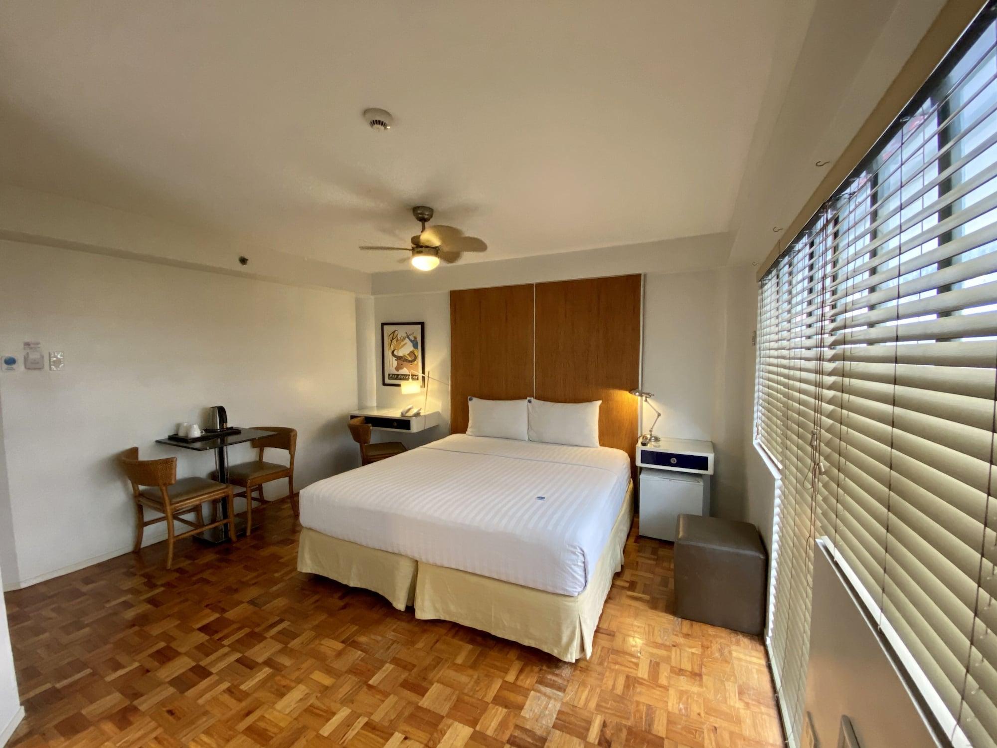 The Clipper House, Poblacion Makati Manila Luaran gambar