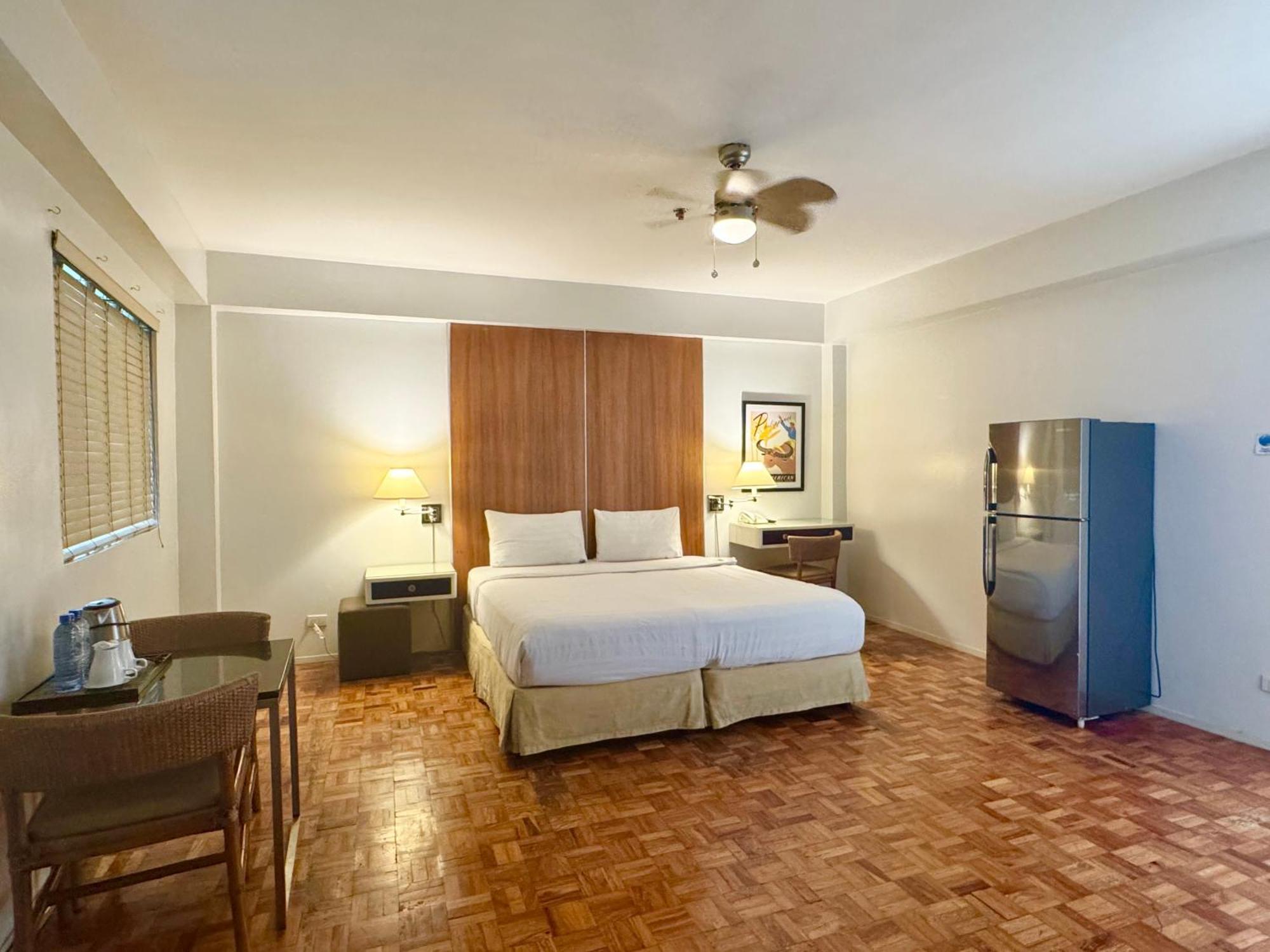 The Clipper House, Poblacion Makati Manila Luaran gambar