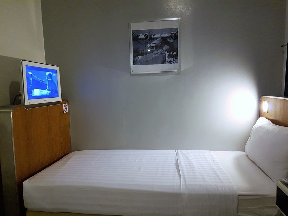 The Clipper House, Poblacion Makati Manila Luaran gambar